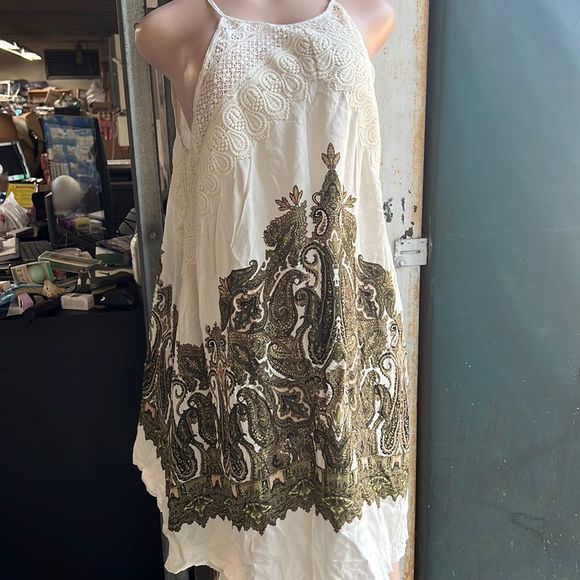 NWT - summer dress. Size M by Indigo Rose